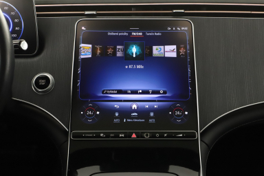 Mercedes - Benz EQE - 2024