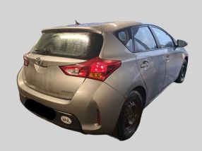 Toyota Auris - 2013