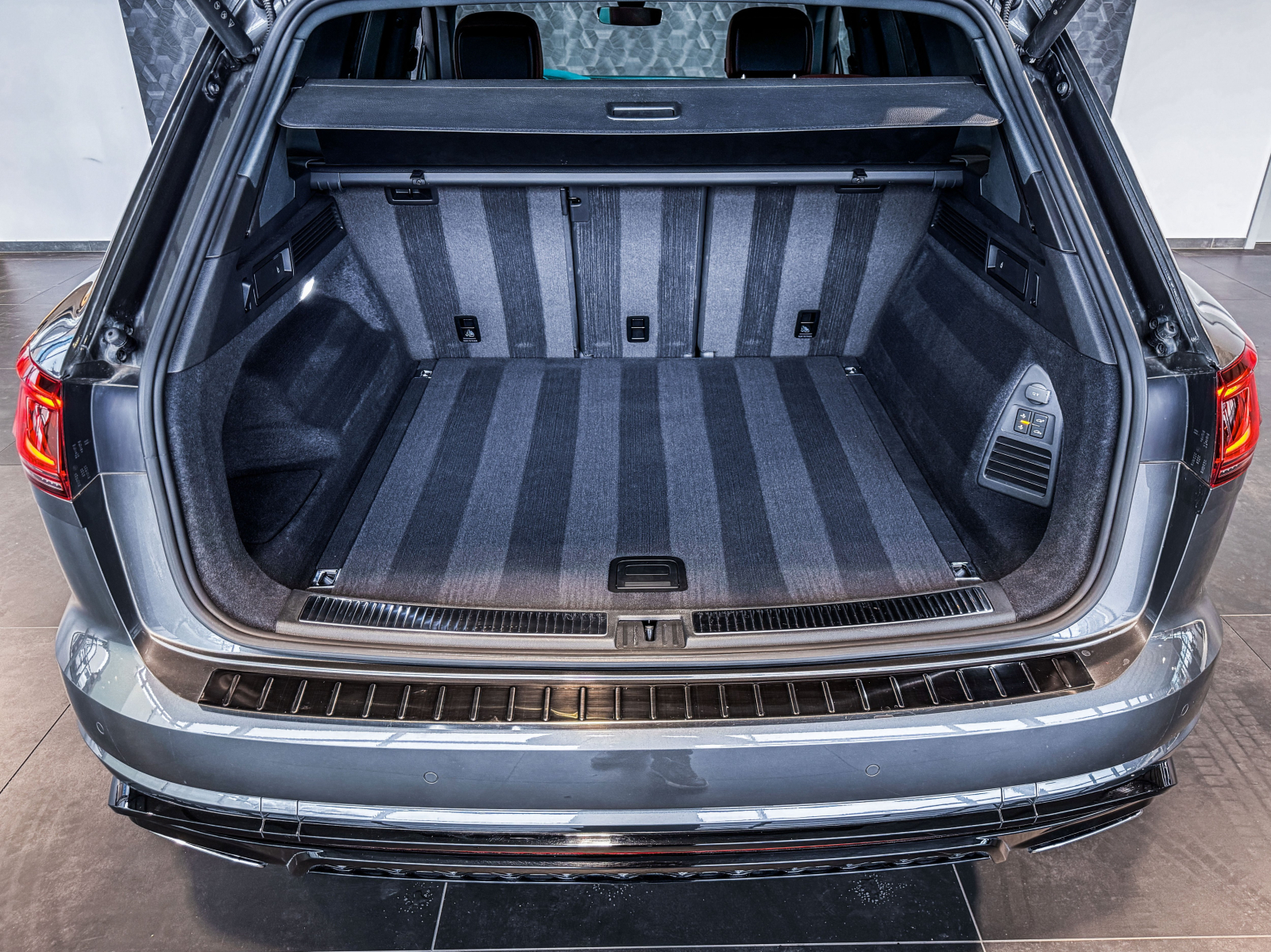 Volkswagen Touareg - 2024