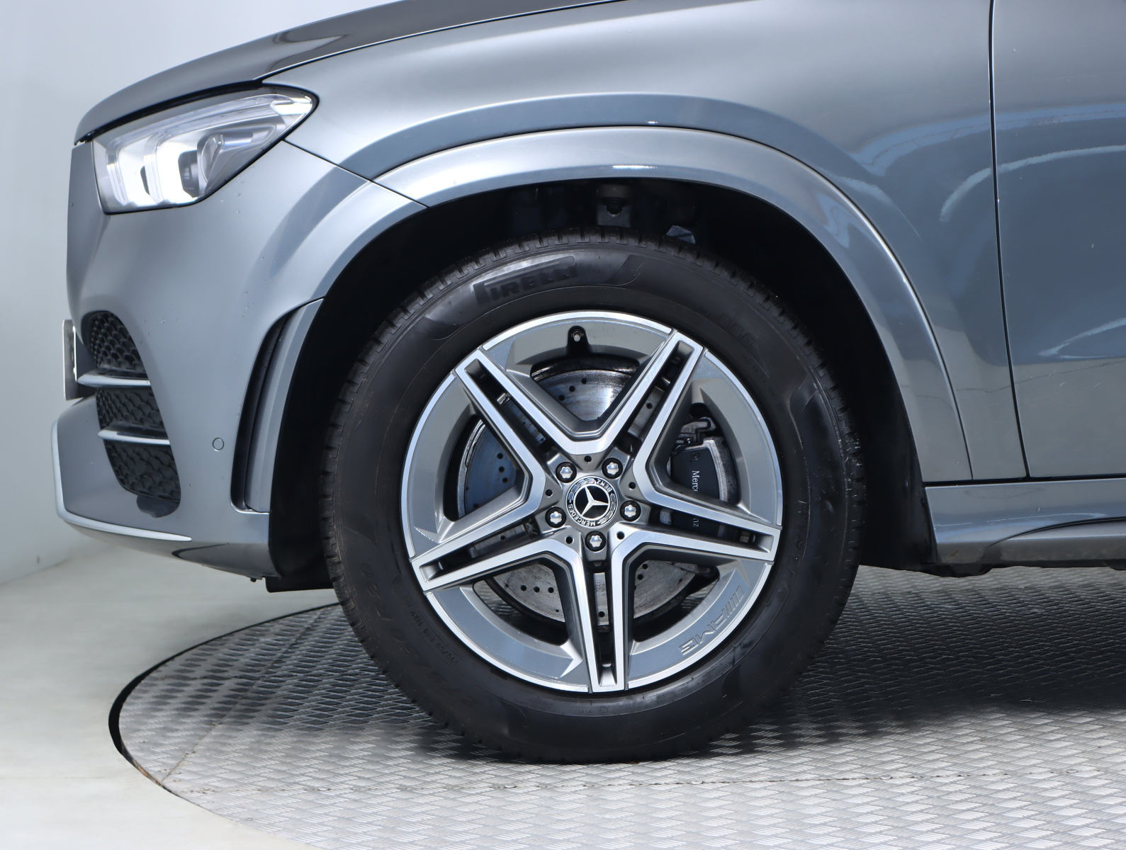 Mercedes-Benz GLE - 2023