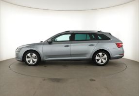 Škoda Superb - 2016
