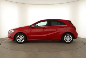 Mercedes - Benz A - 2016