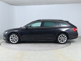 Škoda Superb - 2016