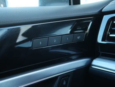 Volkswagen Touareg - 2020