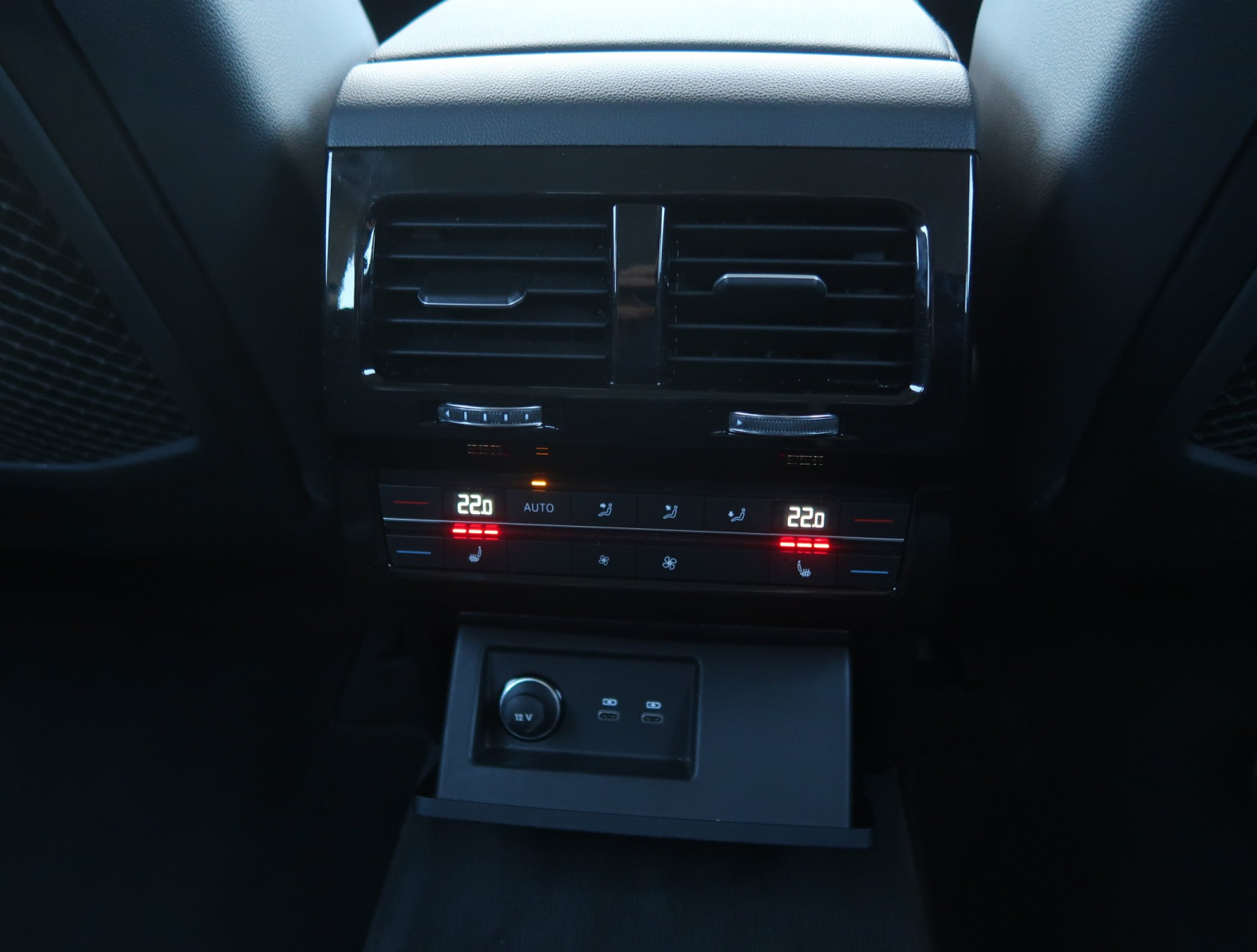 Volkswagen Touareg - 2020