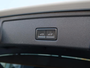 Volkswagen Touareg - 2020