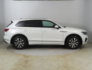 Volkswagen Touareg - 2020