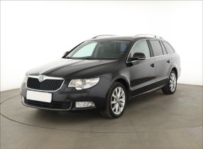 Škoda Superb - 2012