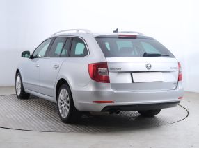 Škoda Superb - 2013