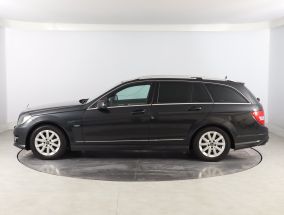 Mercedes - Benz C - 2011