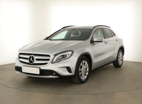 Mercedes - Benz GLA - 2014