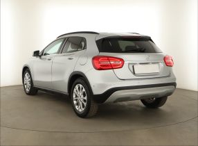 Mercedes - Benz GLA - 2014