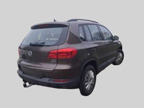 Volkswagen Tiguan - 2012