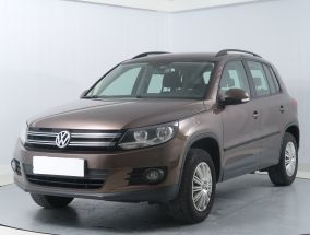 Volkswagen Tiguan - 2012