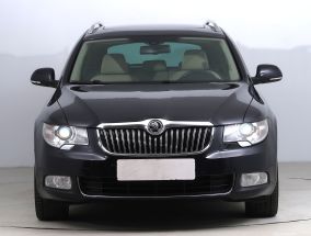 Škoda Superb - 2011