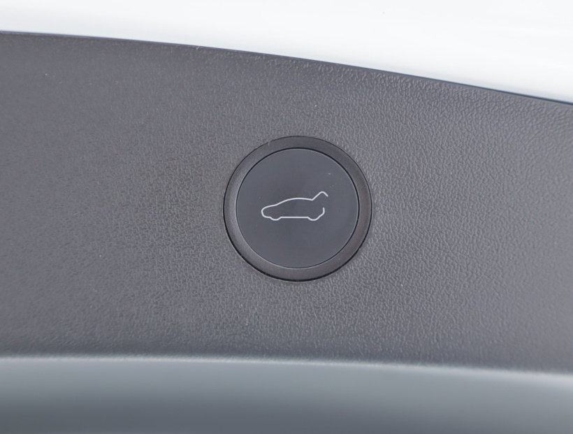 Tesla Model 3, 2020