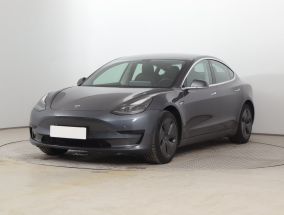Tesla Model 3 - 2020