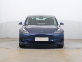 Tesla Model 3 - 2020