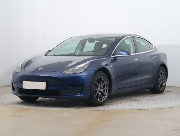 Tesla Model 3 Std Range Plus LFP