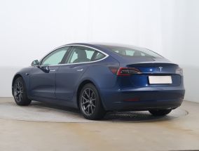 Tesla Model 3 - 2020