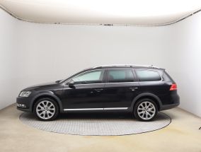 Volkswagen Passat - 2012
