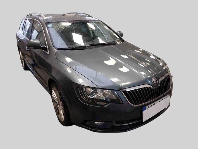 Škoda Superb 2015
