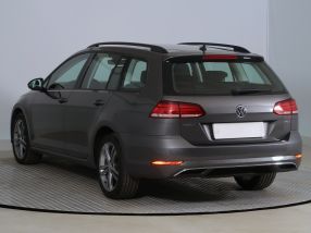 Volkswagen Golf - 2017