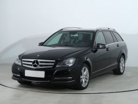 Mercedes - Benz C - 2013