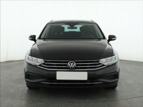 Volkswagen Passat - 2021
