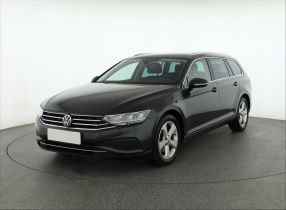 Volkswagen Passat - 2021