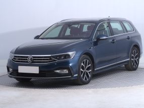 Volkswagen Passat - 2021