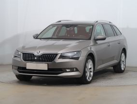 Škoda Superb - 2017