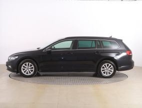 Volkswagen Passat - 2022