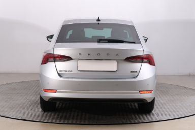 Škoda Octavia - 2024