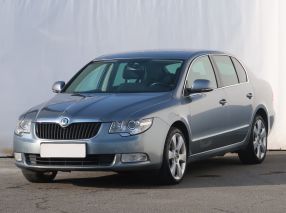 Škoda Superb - 2011