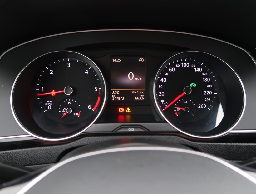 Volkswagen Passat, 2016