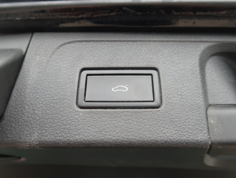 Volkswagen Passat, 2016