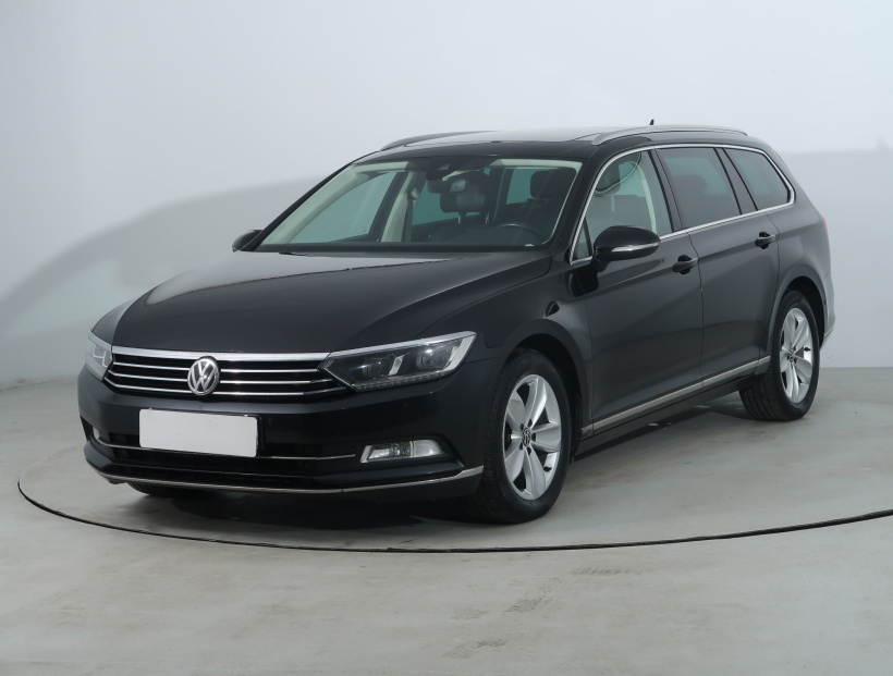 Volkswagen Passat, 2016