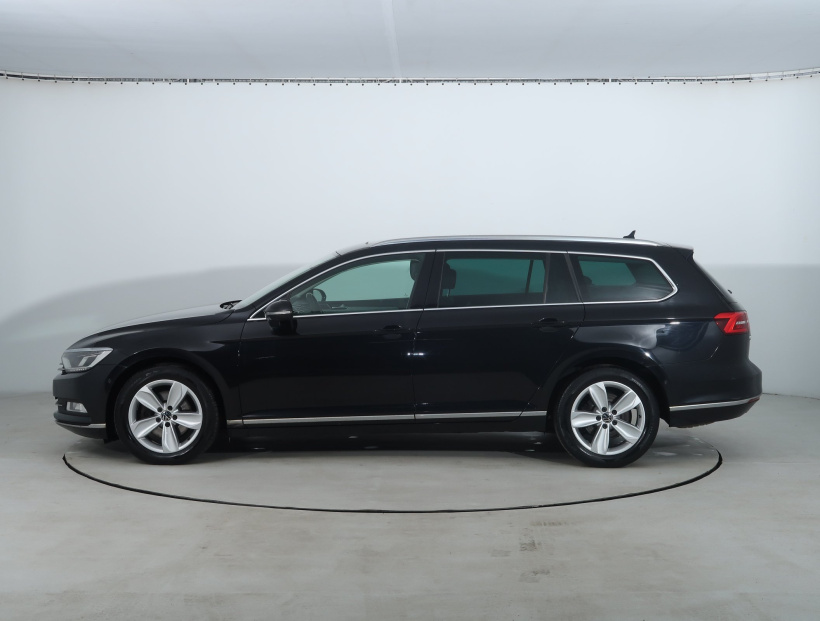 Volkswagen Passat, 2016