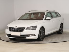 Škoda Superb - 2015