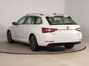 Škoda Superb - 2015