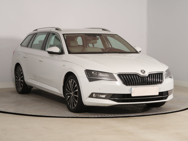Škoda Superb 2015