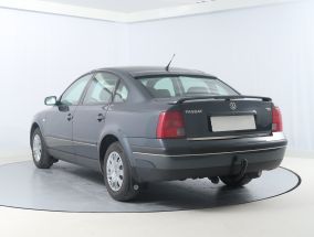 Volkswagen Passat - 2000
