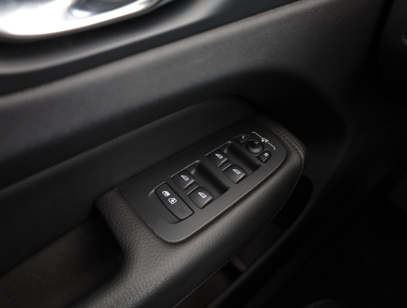 Volvo XC60, 2020