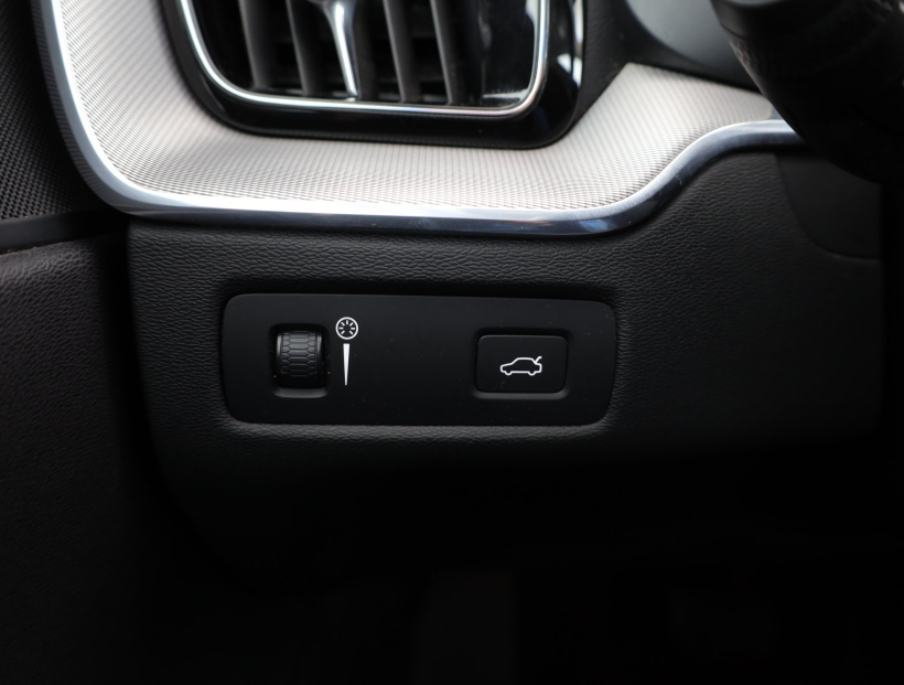 Volvo XC60, 2020
