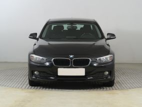 BMW 3 - 2012