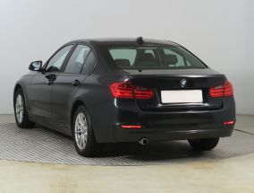 BMW 3 - 2012