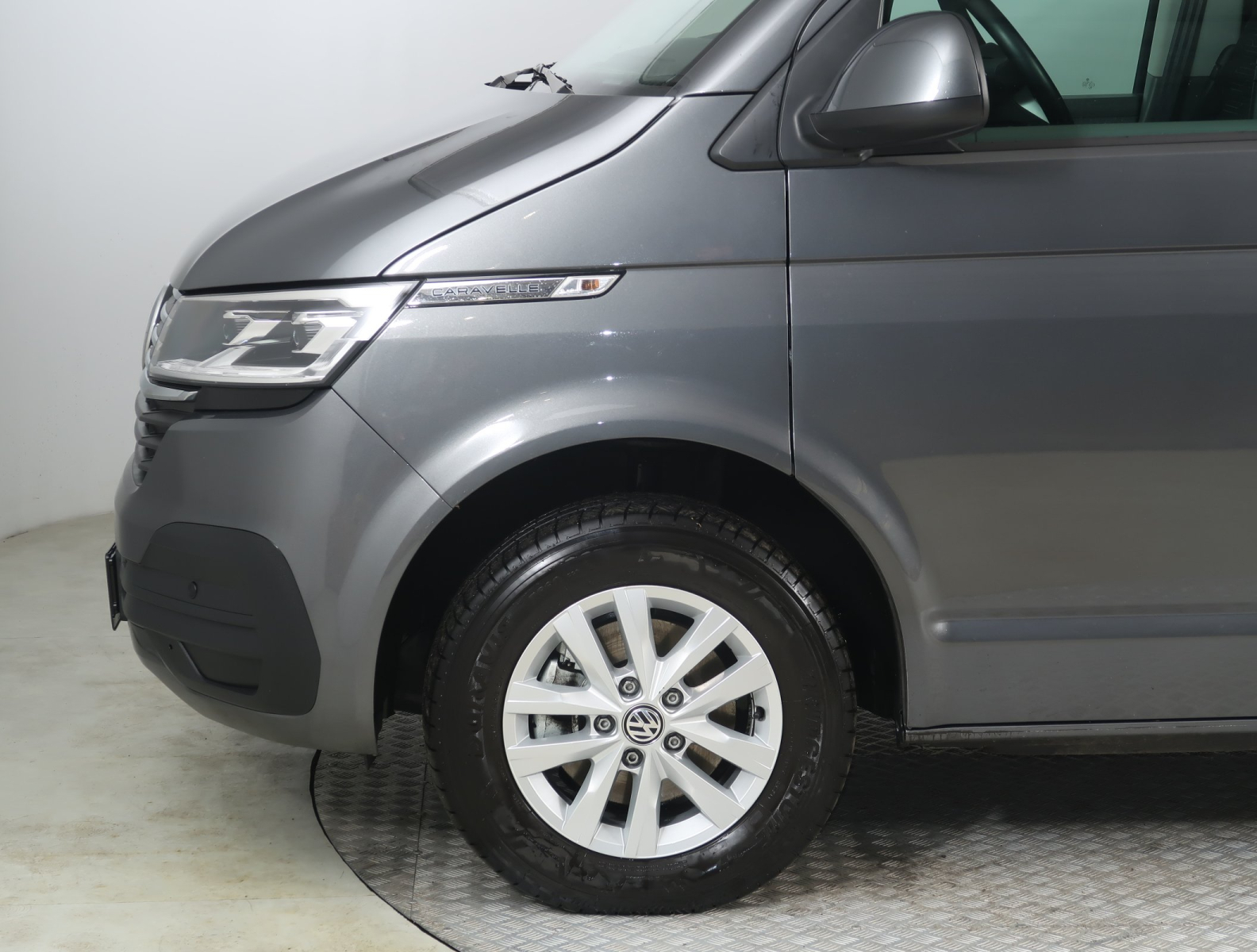 Volkswagen Caravelle - 2022