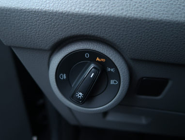 Volkswagen Caravelle - 2022