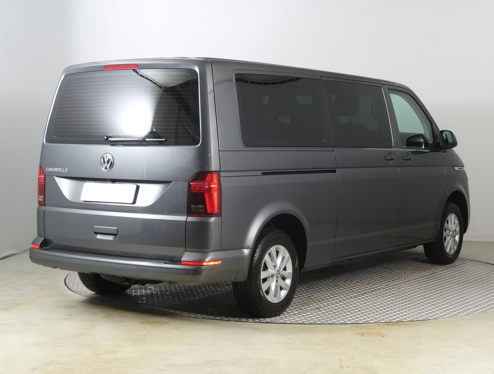 Volkswagen Caravelle - 2022